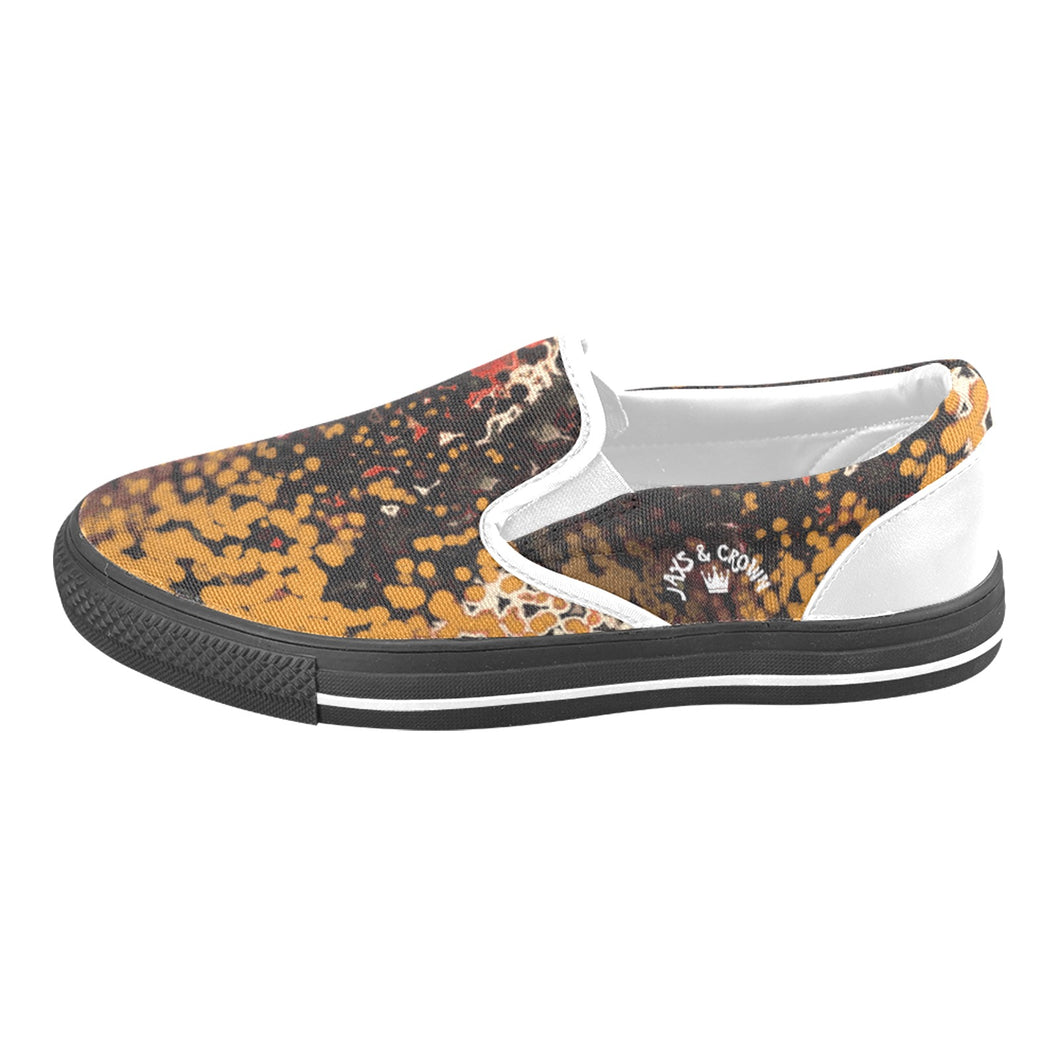 Jaxs n crown brown abstract print Men's Unusual Slip-on Canvas Shoes (Model 019)